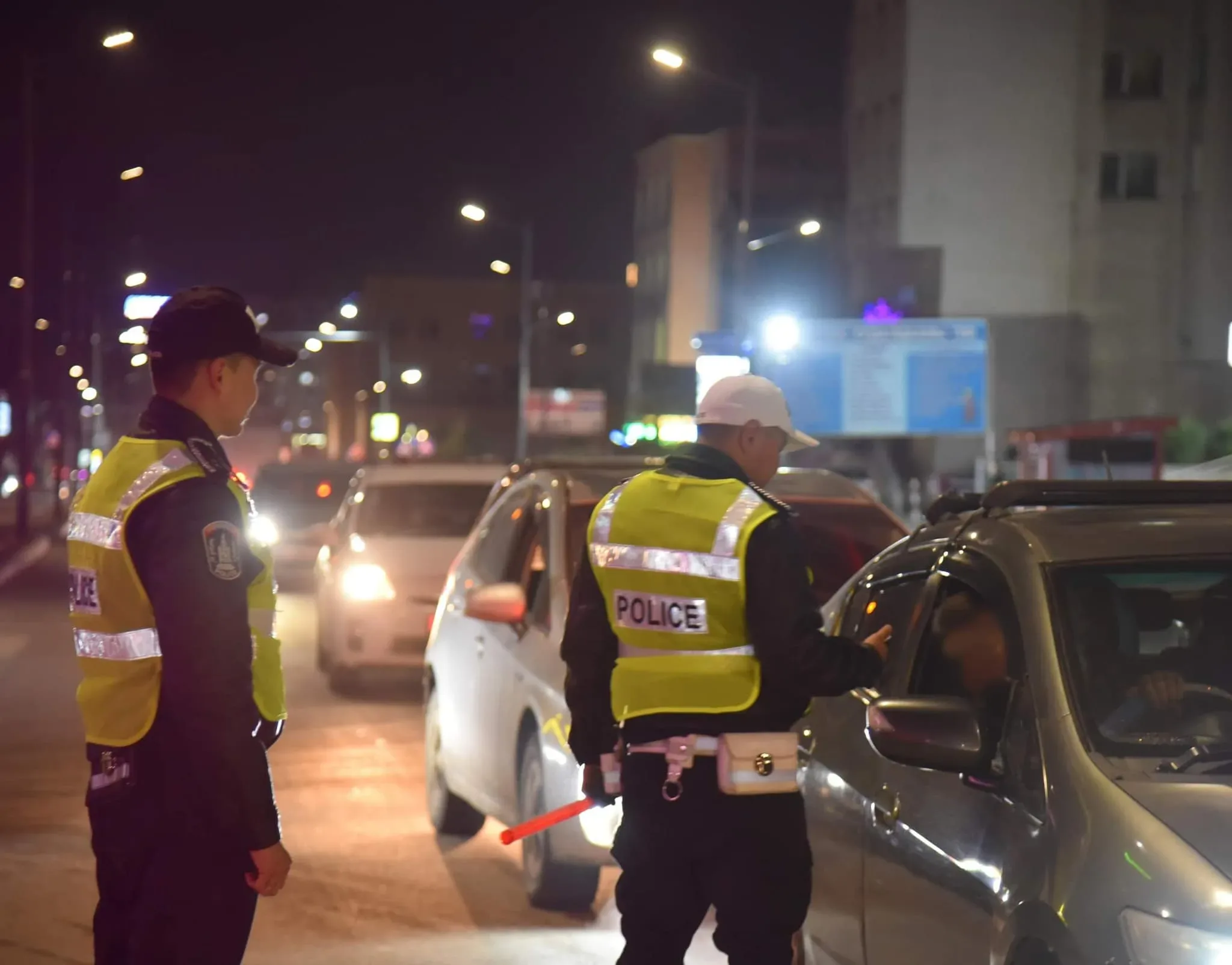 Согтуугаар тээврийн хэрэгсэл жолоодсон 85 зөрчлийг илрүүлжээ