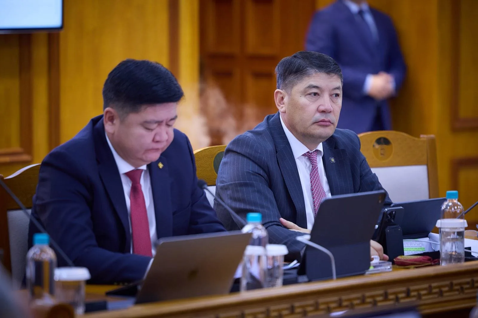 Нийгмийн халамжийн тэтгэвэр, тэтгэмжийн хэмжээг шинэчиллээ
