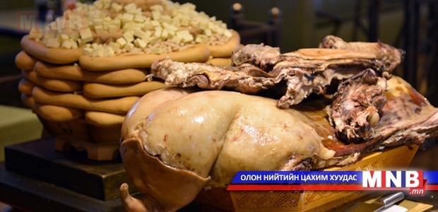 Цагаан сар ба хар нулимс
