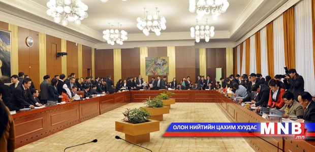 Сайдууд Засаг дарга нартай 2014 онд хамтран ажиллах гэрээ байгууллаа