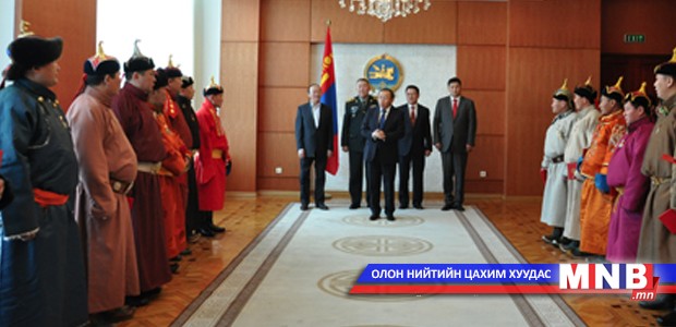 Уяачдад Монгол Улсын цол хүртээлээ