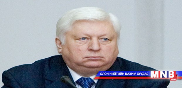 Виктор Пшонка байр сууриа илэрхийлэв