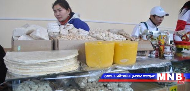 Зургаан дүүрэгт мах, цагаан идээний үзэсгэлэн худалдаа гарч байна