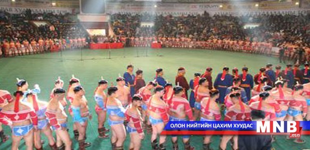 Сар шинийн барилдааны тасалбар 20-25 мянган төгрөгний үнэтэй