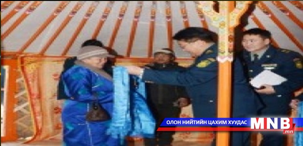 Ахмад хилчид гэртэй боллоо