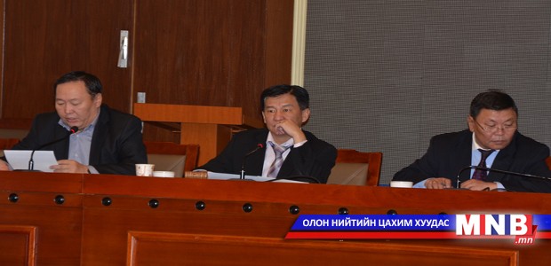 Төсвийн байнгын хороо хуралдлаа