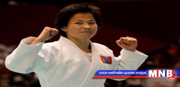 Т.Баттөгс дэлхийн цомын хошой алтан медальтай боллоо