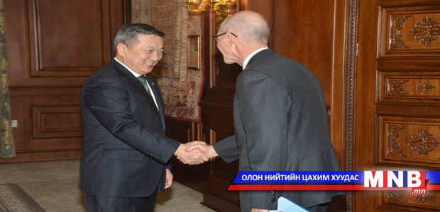 Канадын элчин сайдыг хүлээн авч уулзлаа