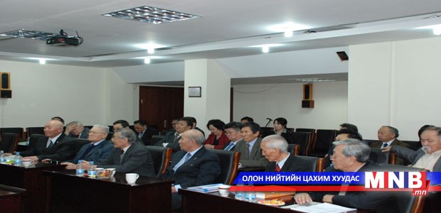 Монголын Анагаах ухааны академи шинэ гишүүдээ сонголоо