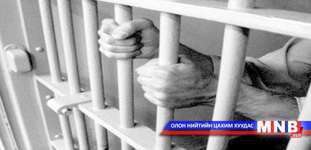 Тайландад ял эдэлж байгаа монголчуудтай уулзжээ