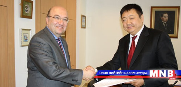 Consul General to Istanbul takes his office