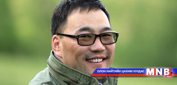 А.Мөнхбат: Намайг коммунист гэж хэлж байгаа хүн бол өөрөө коммунист
