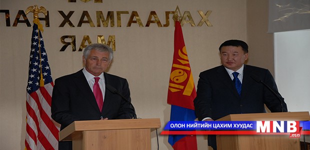 Чак Хейгл бэлгийн мориндоо бейсболын багийнхаа нэрийг өгчээ