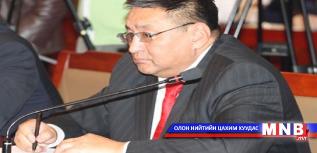 Улс төрийн нөлөөнд автахгүй ажиллахыг санууллаа