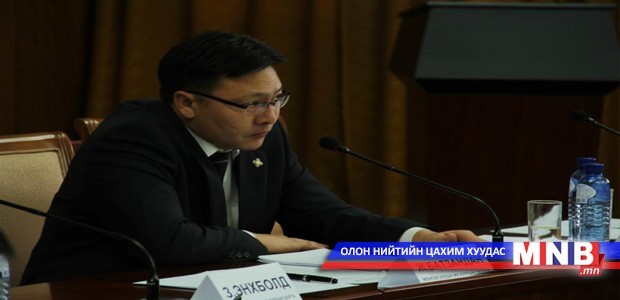 Ж.Батзандан: Засгийн газар нь парламентийнхаа дээр суусан хэвээр үлдлээ