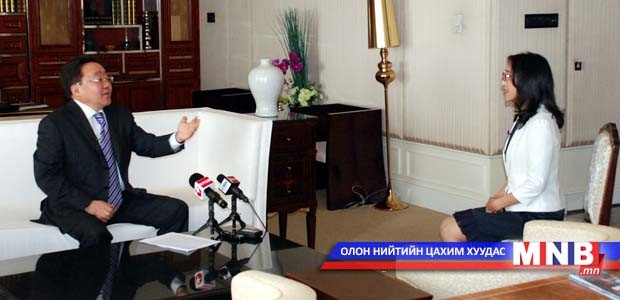 Ерөнхийлөгч Ц.Элбэгдорж Хятадын олон улсын радиод ярилцлага өглөө
