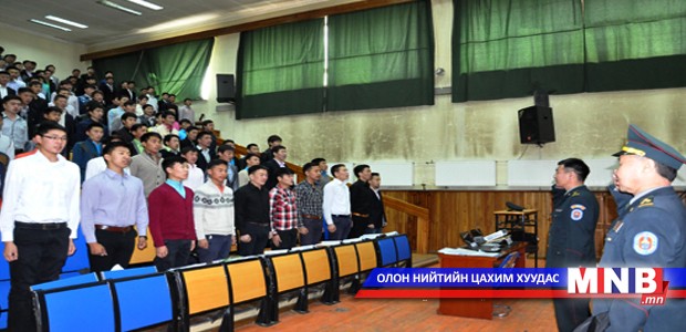 “Оюутан-цэрэг” хөтөлбөрийн хэрэгжилттэй танилцлаа