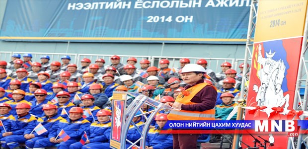 Ерөнхий сайд төвийн бүсийн бүтээн байгуулалттай танилцлаа