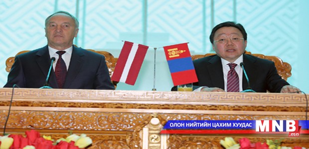 Монгол, Латвийн Ерөнхийлөгч нар хамтарсан мэдээлэл хийлээ