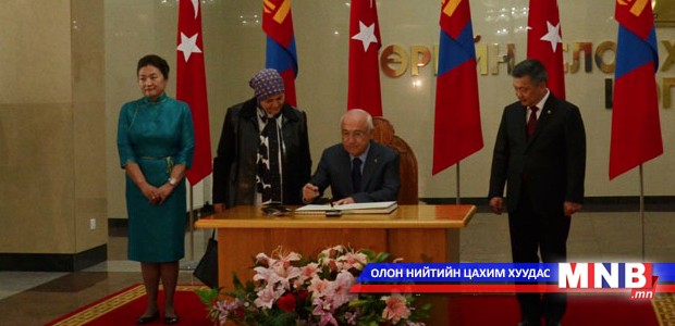 Хамтын ажиллагааны протоколд гарын үсэг зурлаа