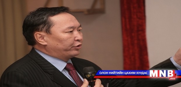 Эдийн засгийн хөгжлийн сайд Н.Батбаяр огцроогүй