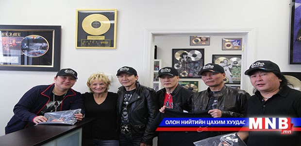 "Хурд" хамтлагийн алтан пянзыг авах боломж