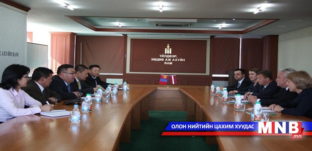 Малын гоц халдварт өвчинтэй тэмцэхэд Латви улс тусална