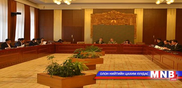 Цагаан суваргын ордод төр хувь эзэмших шаардлагагүй гэв