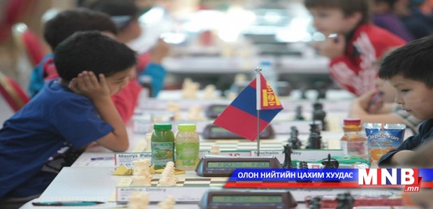 Монгол охин Азийн шатрын аварга болжээ