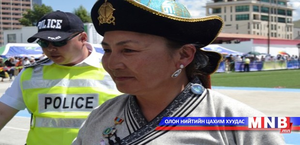 Х.Оюунчимэг гарамгай мэргэн болж, сурчдаа тэргүүлэв