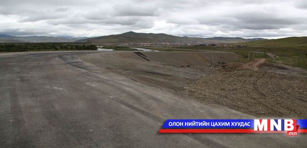 Хотын захирагч замын ажилтай танилцлаа