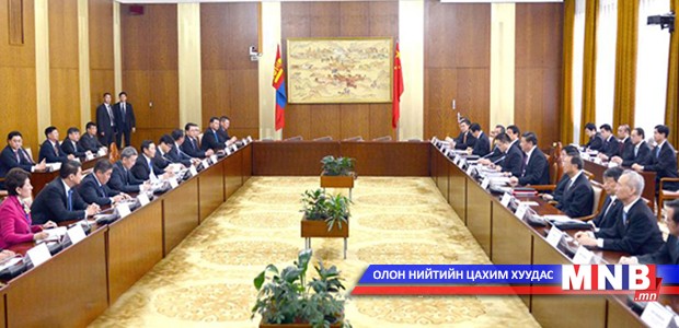 Ерөнхий сайд гишүүдийн хамтаар БНХАУ-ын дарга Си Зиньпинтэй уулзлаа