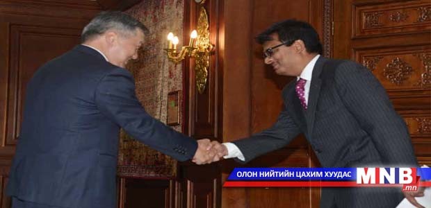 Энэтхэгийн элчин сайдыг хүлээн авч уулзав