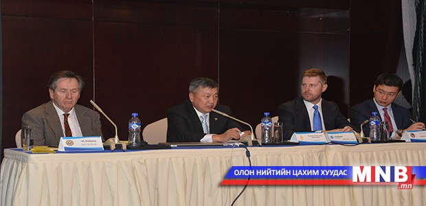 Америкийн худалдааны танхимын гишүүдтэй уулзав