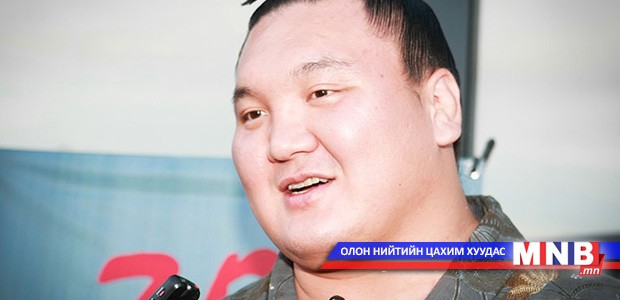 Хакүхо М.Даваажаргал "showroom"-ийн нээлтэд оролцоно