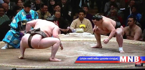 Мэргэжлийн сумогийн энэ сарын банцүкэ гарлаа