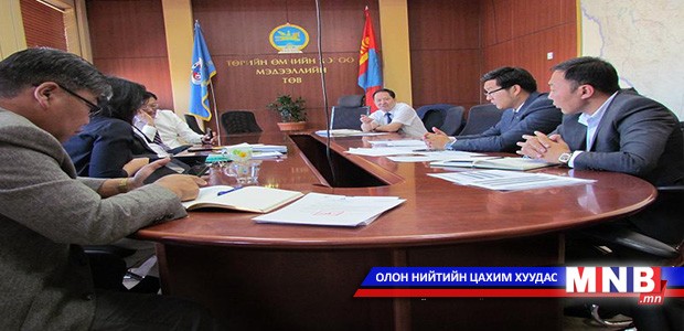 МИАТ-ийн удирдлагуудтай уулзжээ