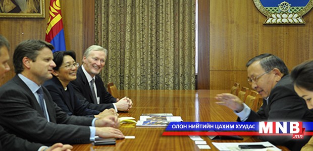 "Англо-Американ" компанийн төлөөлөгчидтэй уулзав