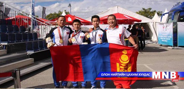 Багаараа алтан медаль хүртлээ