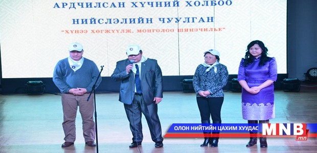 УИХ-ын гишүүн Ж.Батзандан, Д.Батцогт нар “Шинэ хороо” клуб, “Шинэ сум” клубыг ахална
