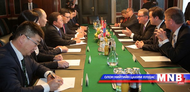 Karlheinz Kopf, First Deputy Speaker of the Austrian Parliament Pays a Courtesy Call on President of Mongolia