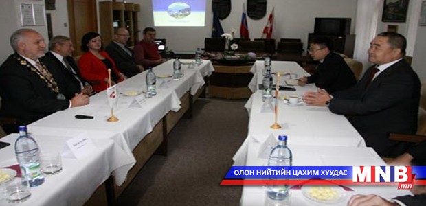 Словак улсын Долны Кубин хоттой хамтарч ажиллахаар болов