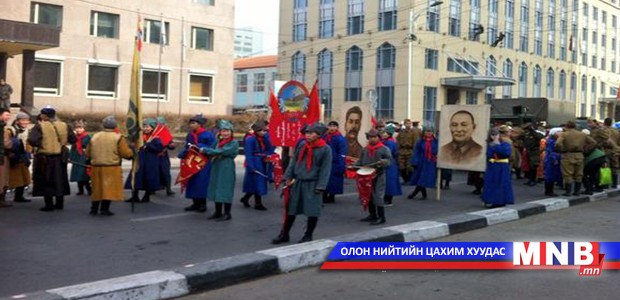 Нийслэлийн ойн баярын парад эхэллээ