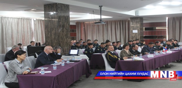 Франц Улсын батлан хамгаалах аж үйлдвэрийн үзэсгэлэн-семинарт оролцлоо