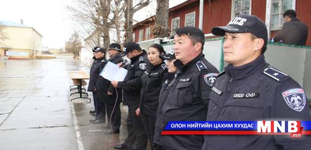 123 залуу үнэмлэхээ гардан авлаа