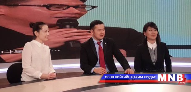 Өдөртөө нар нь зөөлөн, үдшээр салхи нь зөөлөн Солонгосын намар