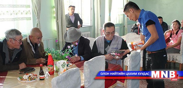 Монголын цахилгаан холбоо компанийн хамт олон “Үндэсний өгөх өдөр” хүмүүнлэгийн аянд нэгджээ