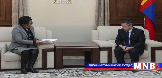 Ерөнхийлөгч Ч.Сайханбилэгийг Ерөнхий сайдад нэр дэвшүүлэхээр УИХ-д өргөн барилаа