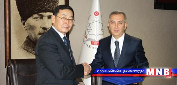 Шүүхийн ерөнхий зөвлөлийн дарга Турк улсад айлчилж байна