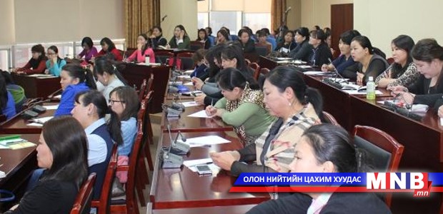 Хүүхдийн осол гэмтлийн талаар сургалт зохион байгуулж байна